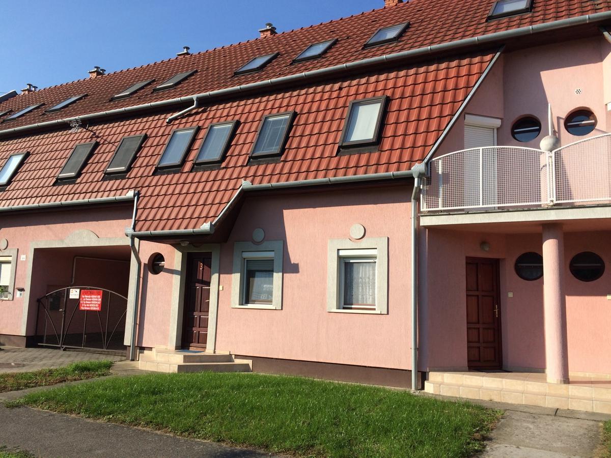Aida Apartman Харканы Экстерьер фото